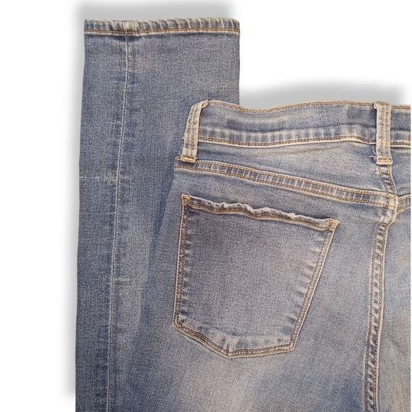 LUCKY BRAND - Brooke Straight Medium Wash Slight Distressed Size 4 - Picture 9 of 15